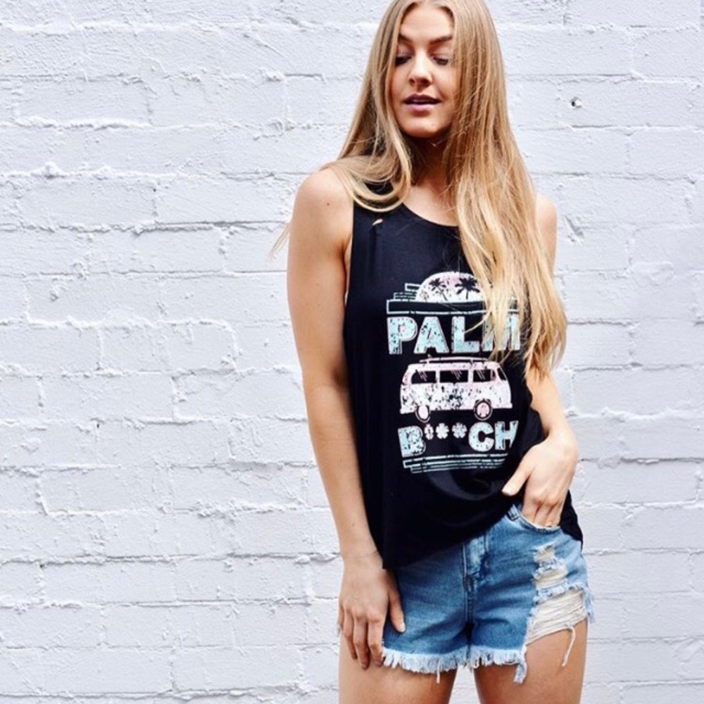 Paper hearts graphic tee palm beach NWT